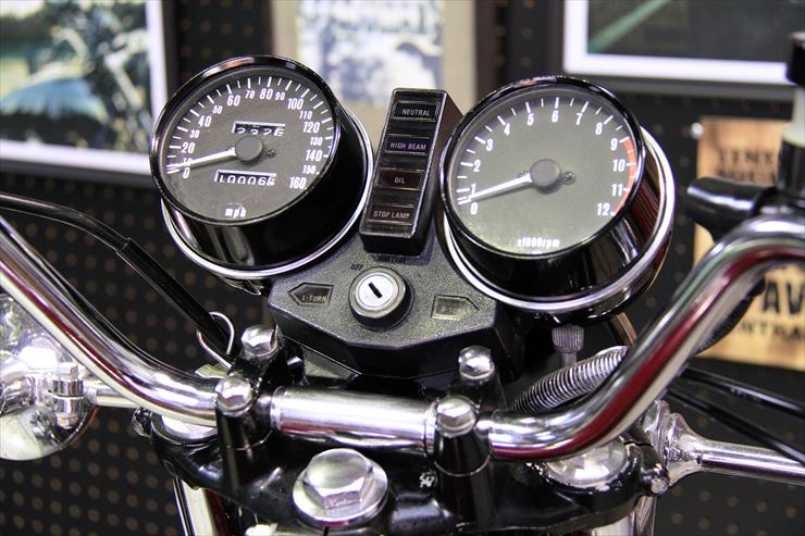 Kawasaki 76年9月製造 KZ1000