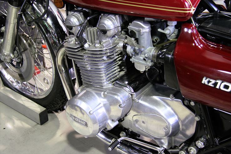 Kawasaki 76年9月製造 KZ1000