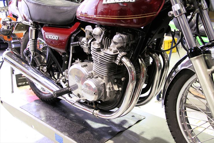 Kawasaki 76年9月製造 KZ1000