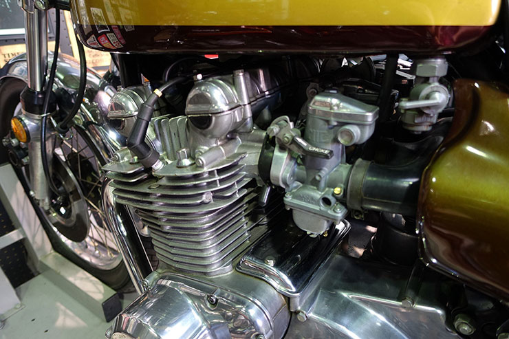 Kawasaki 74年10月製造 Z1B